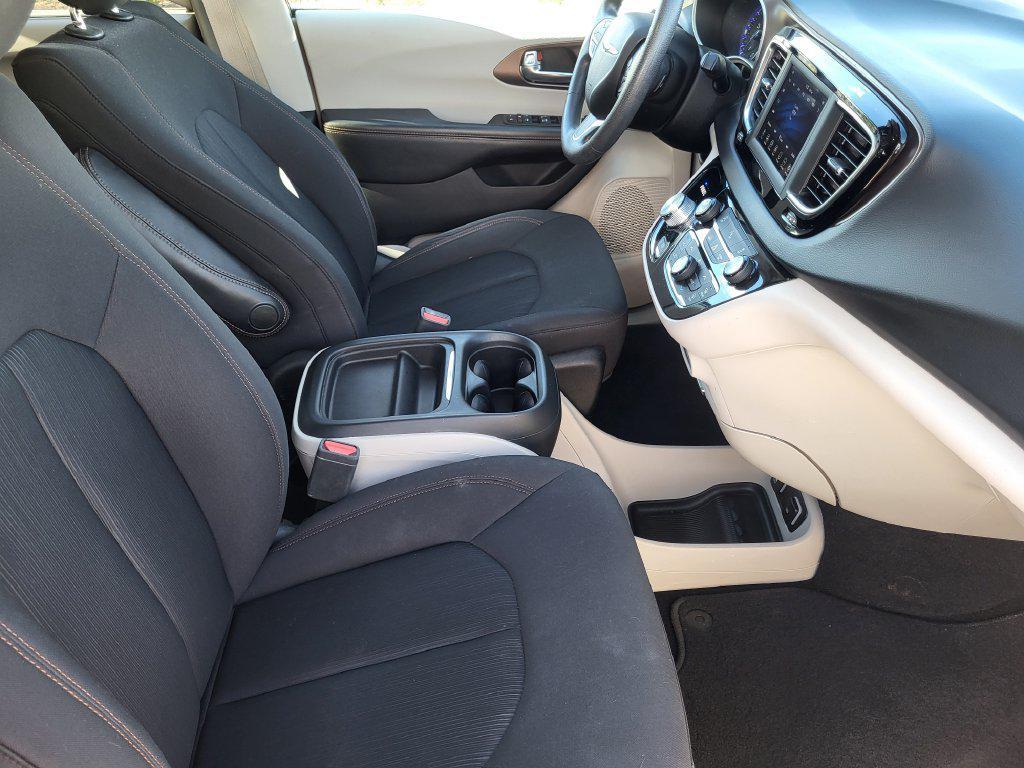 used 2019 Chrysler Pacifica car, priced at $13,760