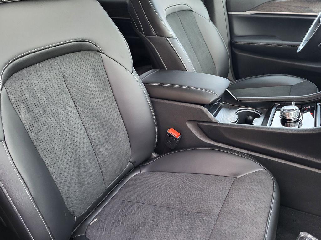 new 2026 Jeep Grand Cherokee L car, priced at $50,440