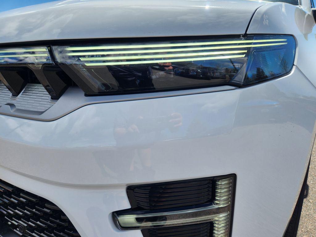 new 2026 Jeep Grand Wagoneer car, priced at $73,985