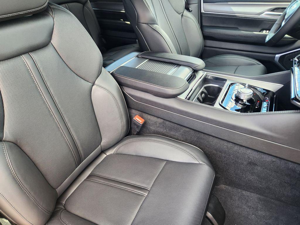 new 2026 Jeep Grand Wagoneer car, priced at $73,985