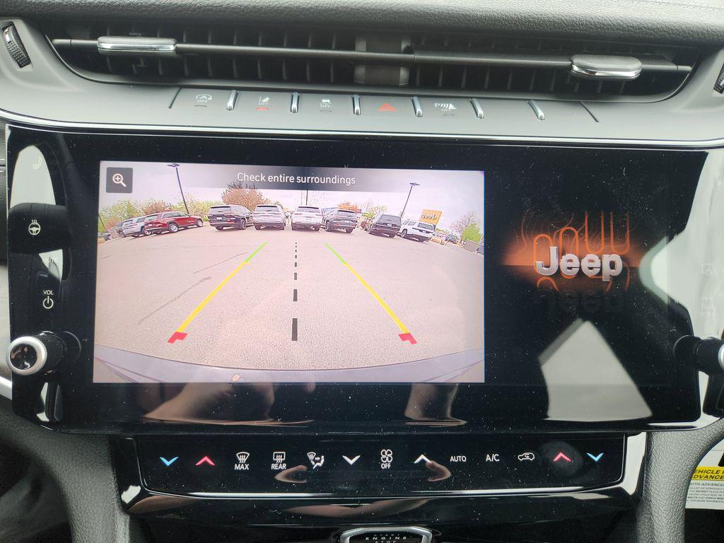 new 2026 Jeep Grand Cherokee car, priced at $43,244