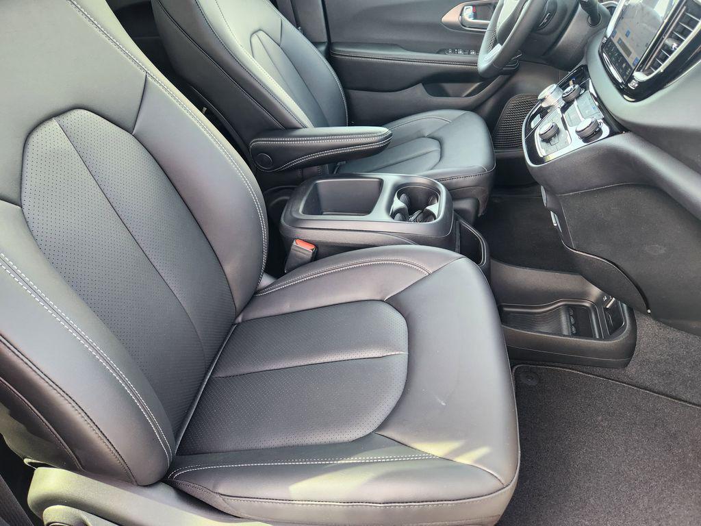 new 2026 Chrysler Voyager car, priced at $39,660