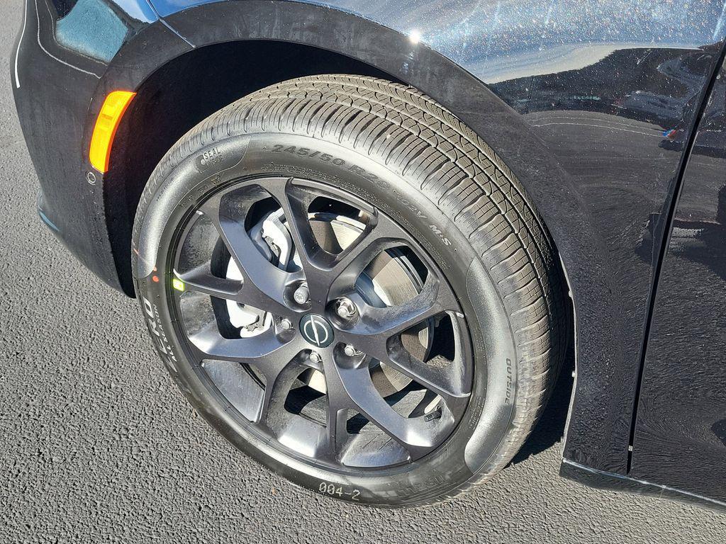 new 2026 Chrysler Pacifica car, priced at $52,807