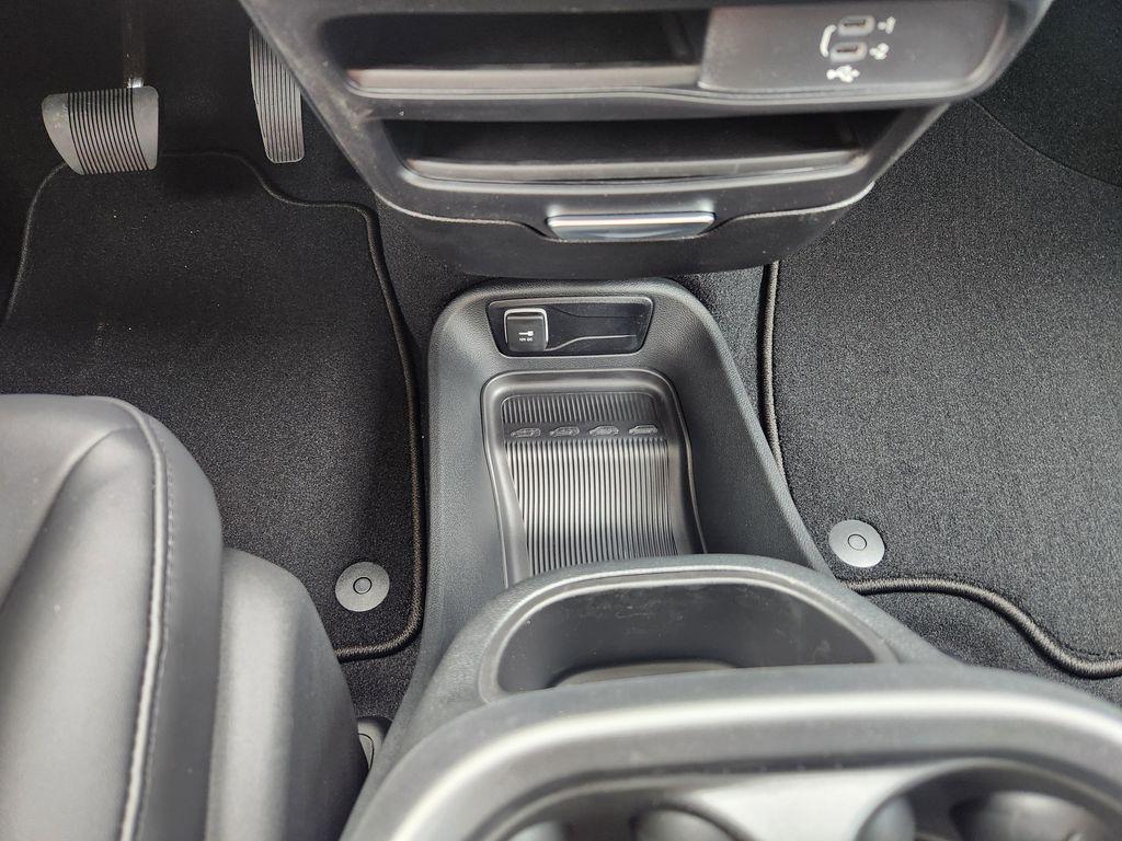 new 2026 Chrysler Pacifica car, priced at $45,795