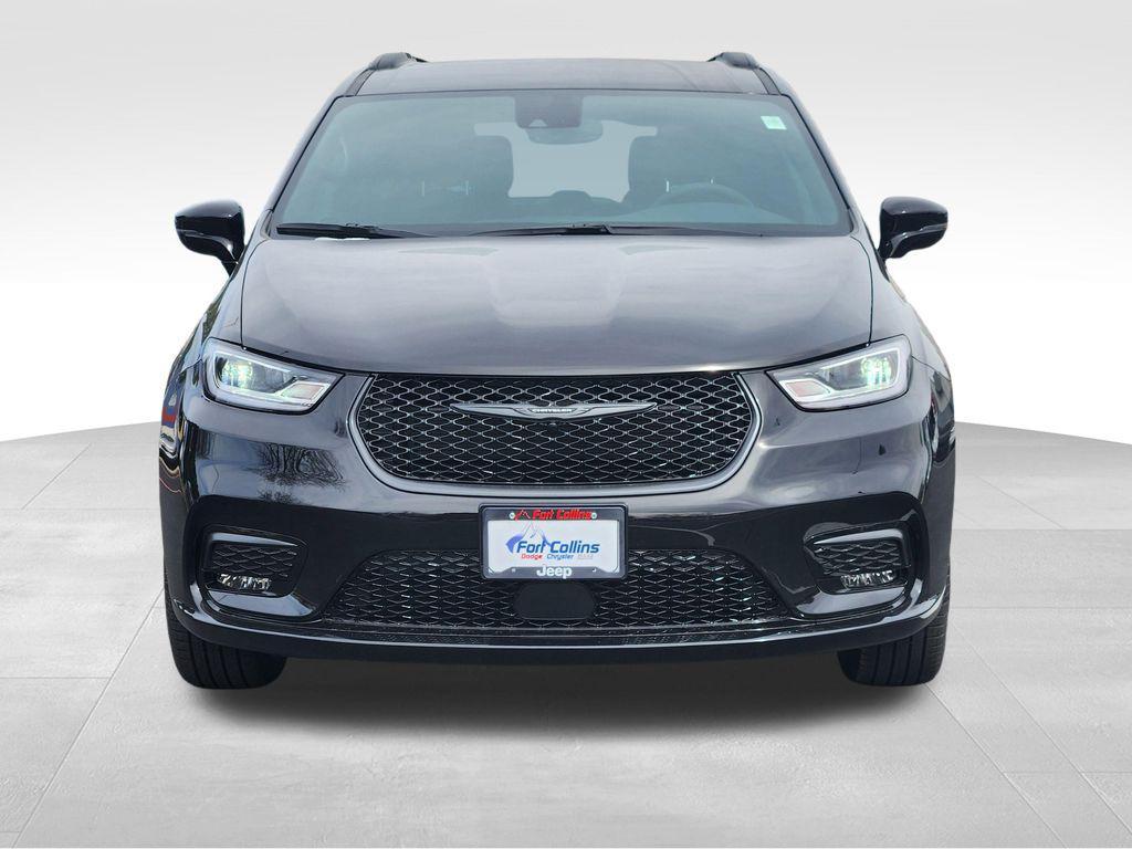 new 2026 Chrysler Pacifica car, priced at $45,795