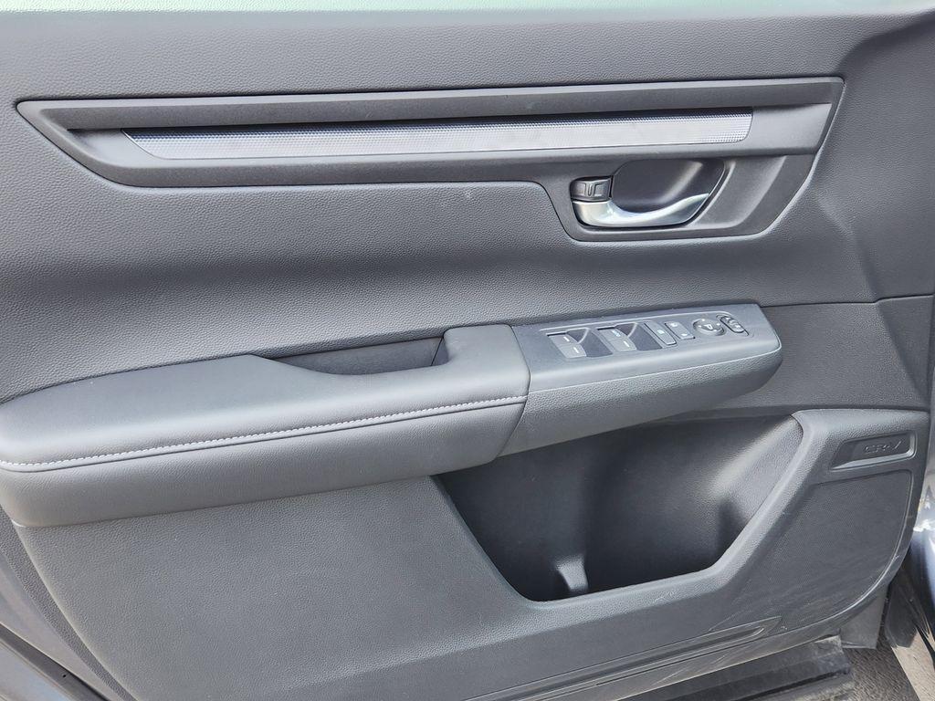 used 2025 Honda CR-V car, priced at $29,895