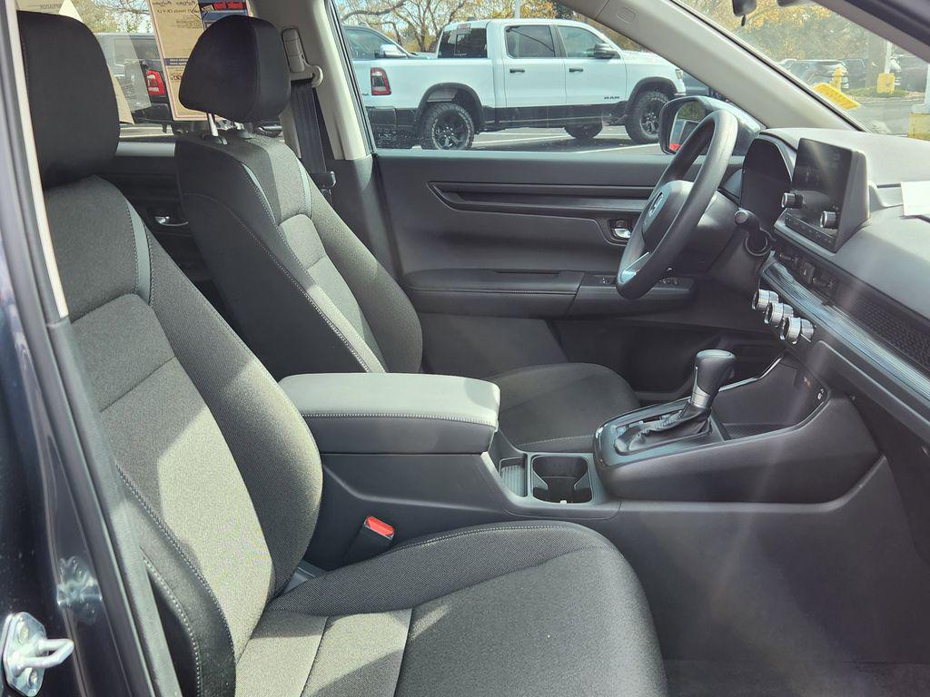 used 2025 Honda CR-V car, priced at $29,895
