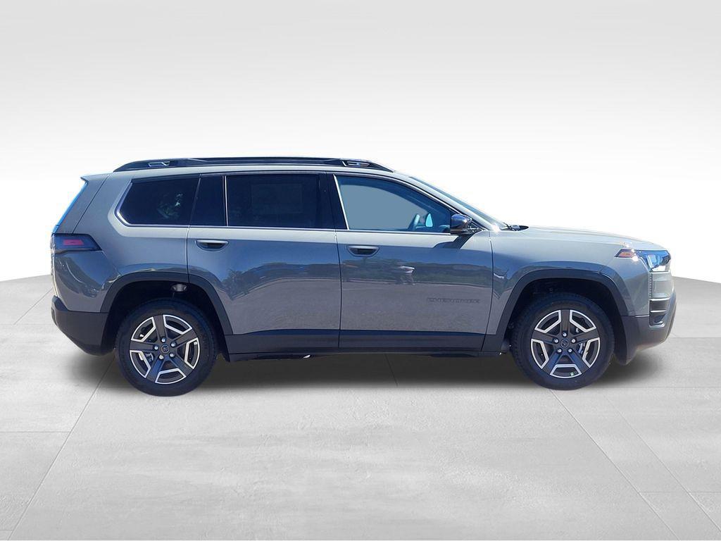 new 2026 Jeep Cherokee car, priced at $42,379