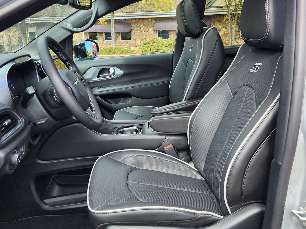 new 2026 Chrysler Pacifica car, priced at $50,484