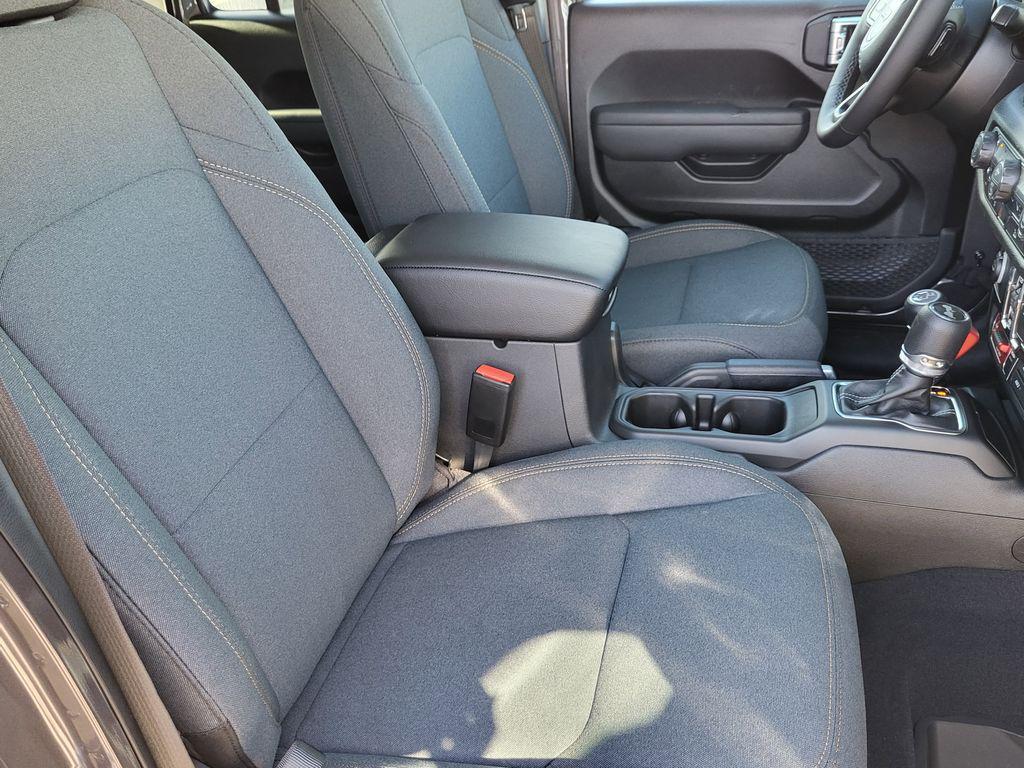 new 2026 Jeep Wrangler car, priced at $48,341