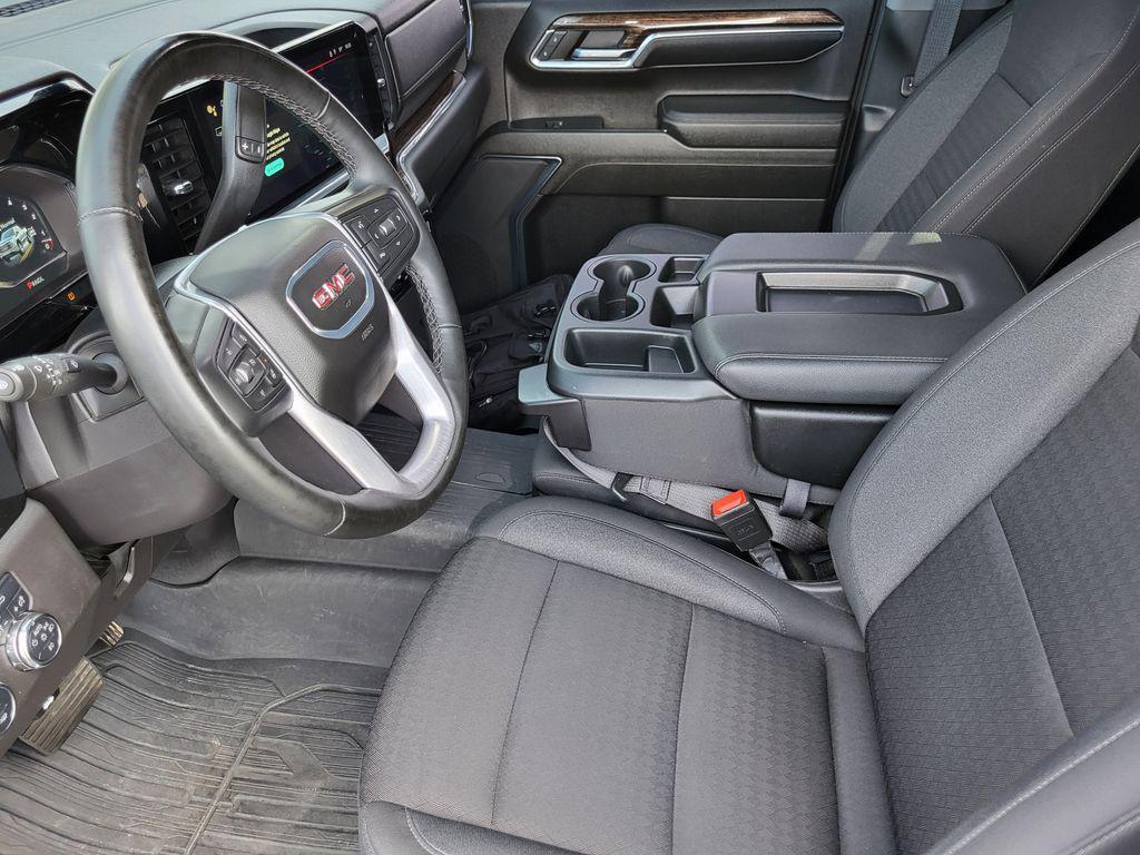 used 2024 GMC Sierra 1500 car, priced at $43,876