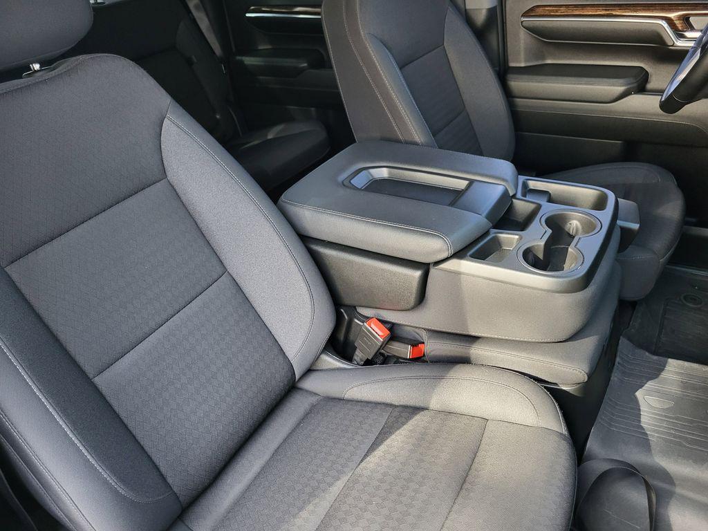 used 2024 GMC Sierra 1500 car, priced at $43,876