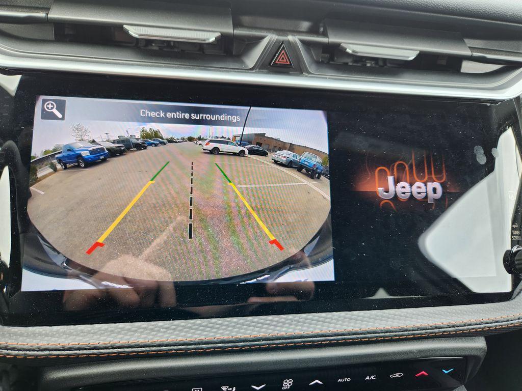 new 2026 Jeep Cherokee car, priced at $39,889