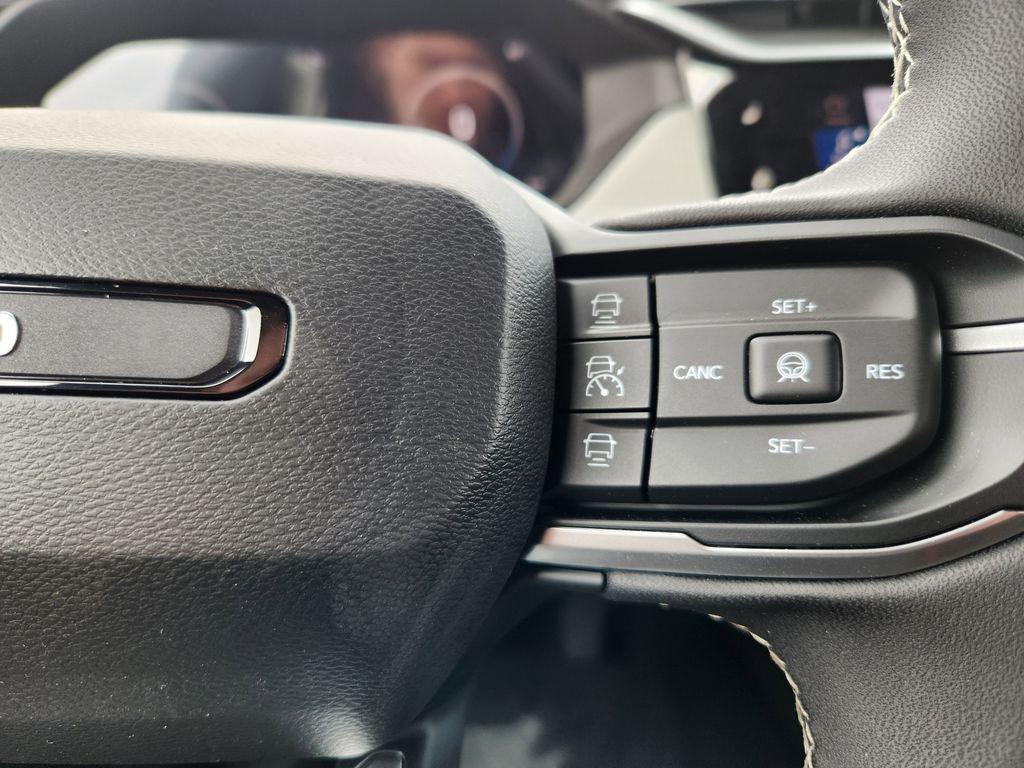 new 2026 Jeep Cherokee car, priced at $39,889