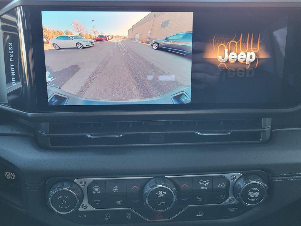 new 2026 Jeep Gladiator car, priced at $47,885