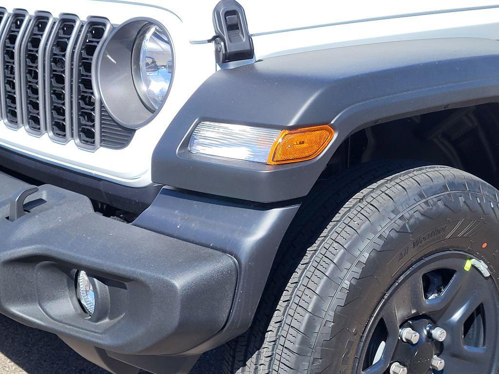 new 2026 Jeep Wrangler car, priced at $39,250