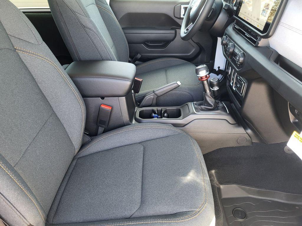 new 2026 Jeep Wrangler car, priced at $39,250