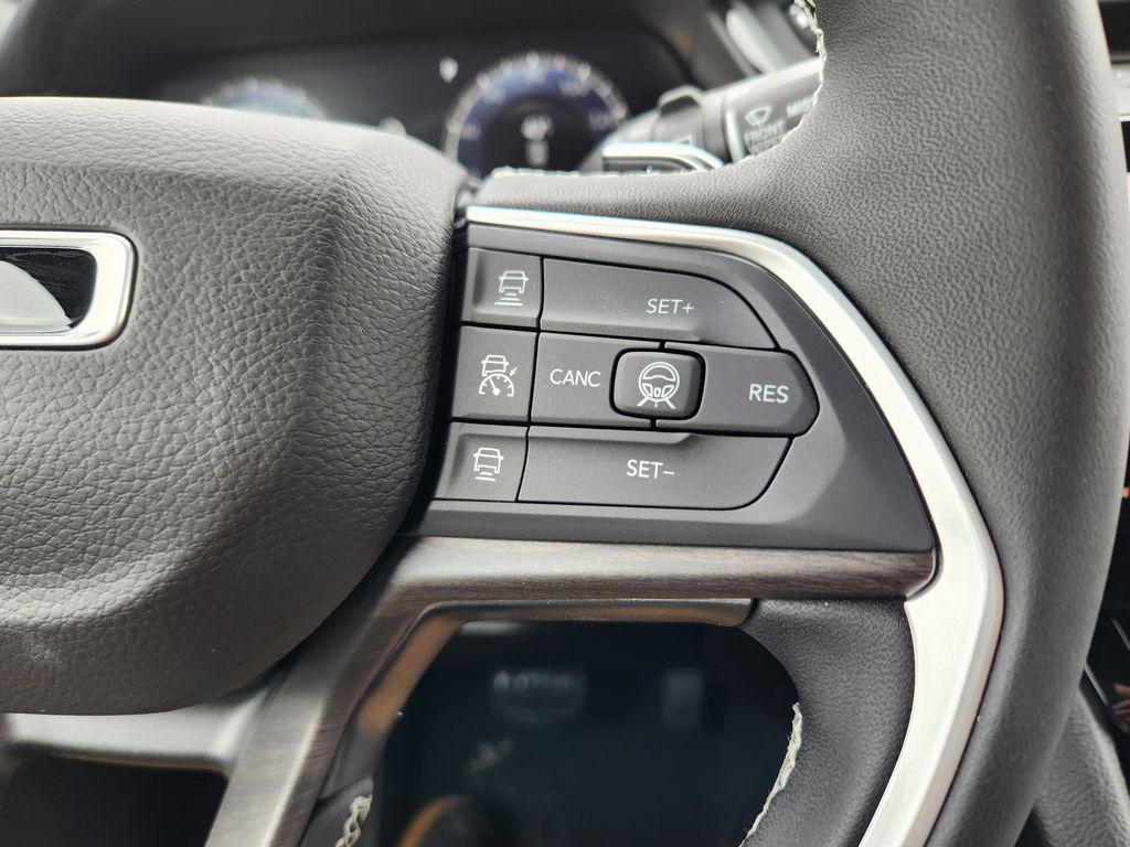 new 2026 Jeep Grand Cherokee car, priced at $51,505