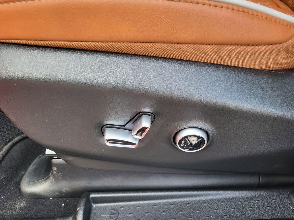 new 2026 Chrysler Pacifica car, priced at $57,824