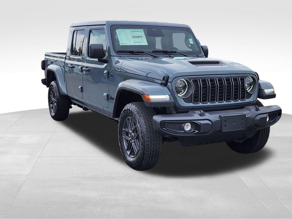 new 2026 Jeep Gladiator car, priced at $42,299