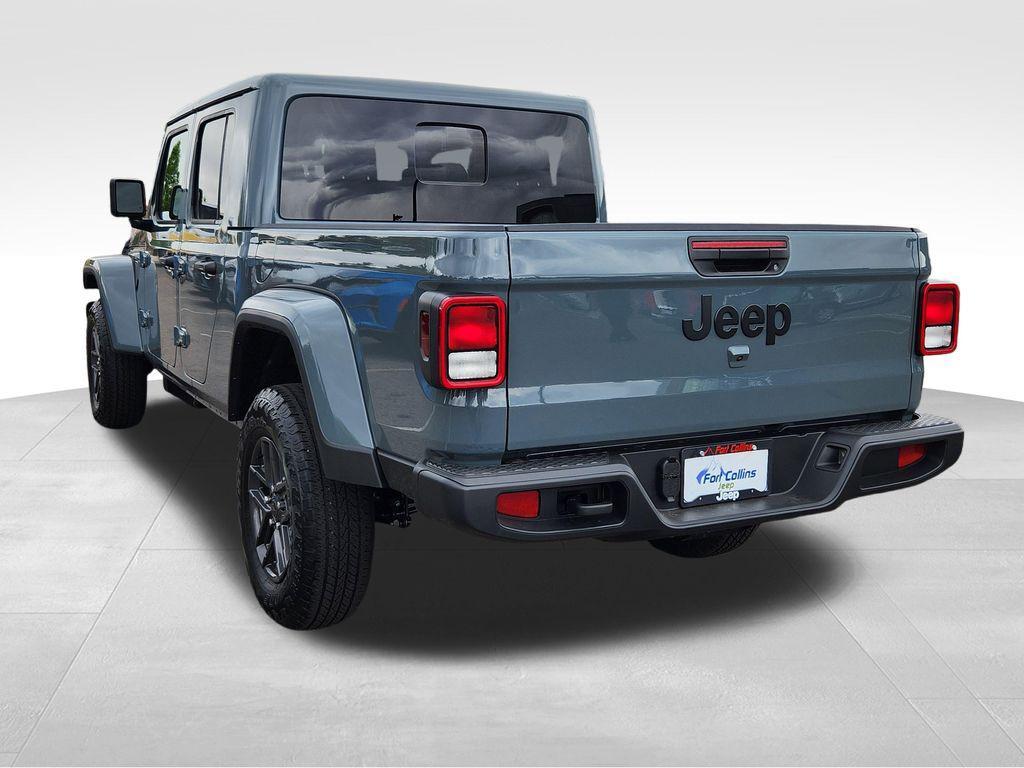 new 2026 Jeep Gladiator car, priced at $42,299