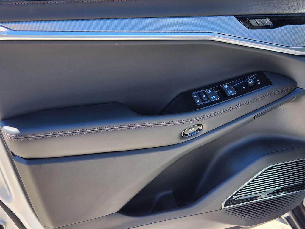 new 2025 Jeep Wagoneer S car, priced at $64,731