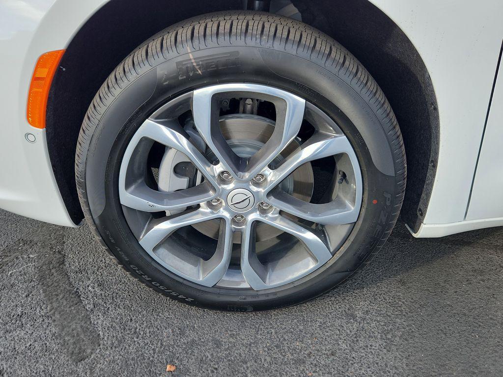 new 2026 Chrysler Pacifica car, priced at $54,608