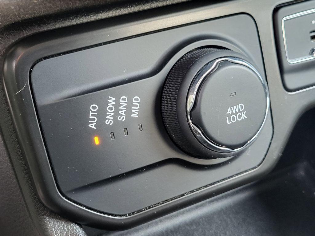 used 2020 Jeep Renegade car, priced at $16,314