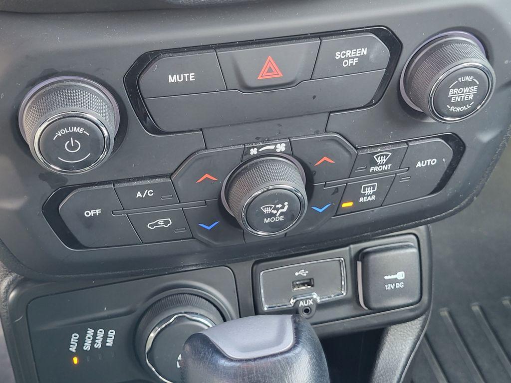 used 2020 Jeep Renegade car, priced at $16,314