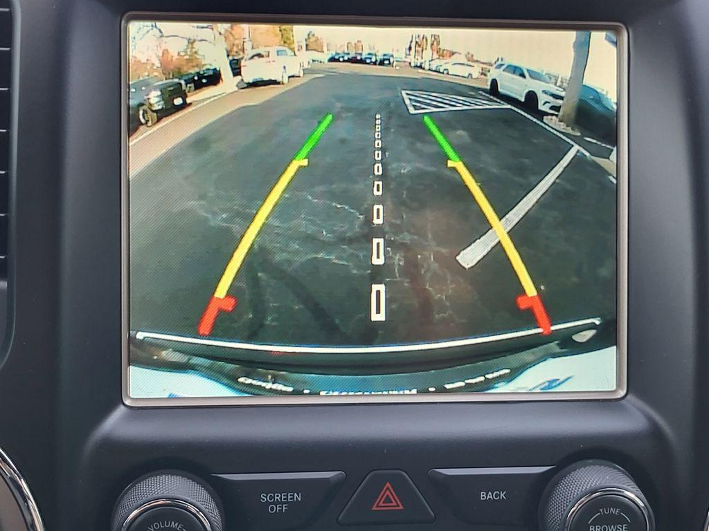 used 2017 Jeep Grand Cherokee car, priced at $14,685