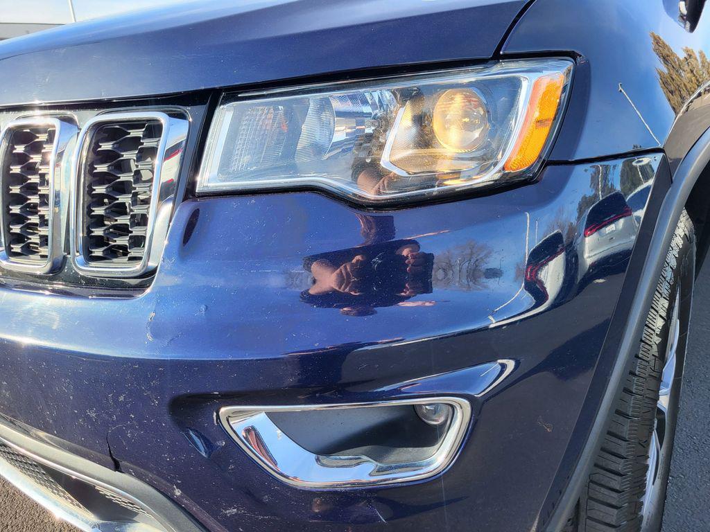 used 2017 Jeep Grand Cherokee car, priced at $14,685