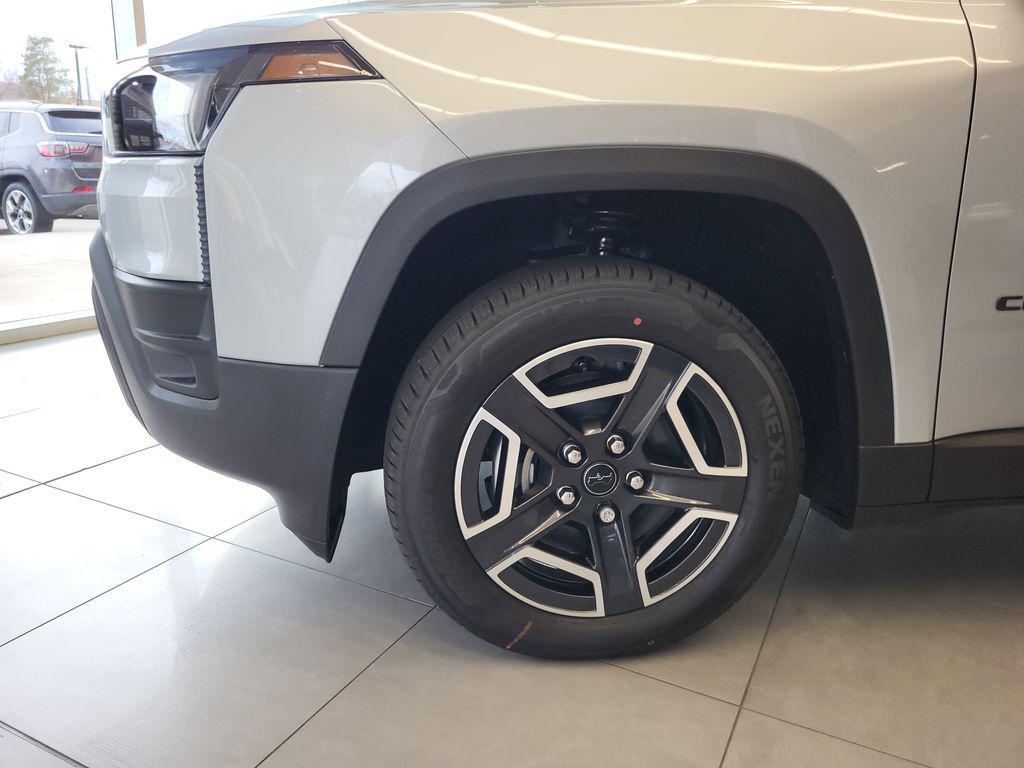 new 2026 Jeep Cherokee car, priced at $40,085