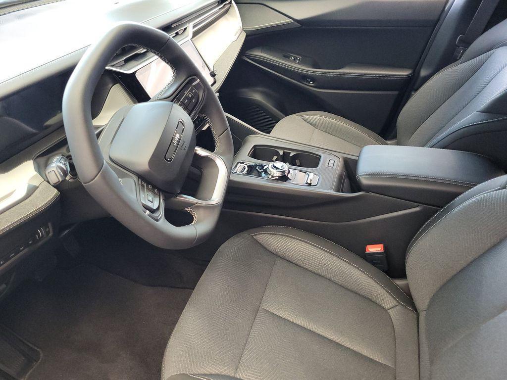 new 2026 Jeep Cherokee car, priced at $40,085