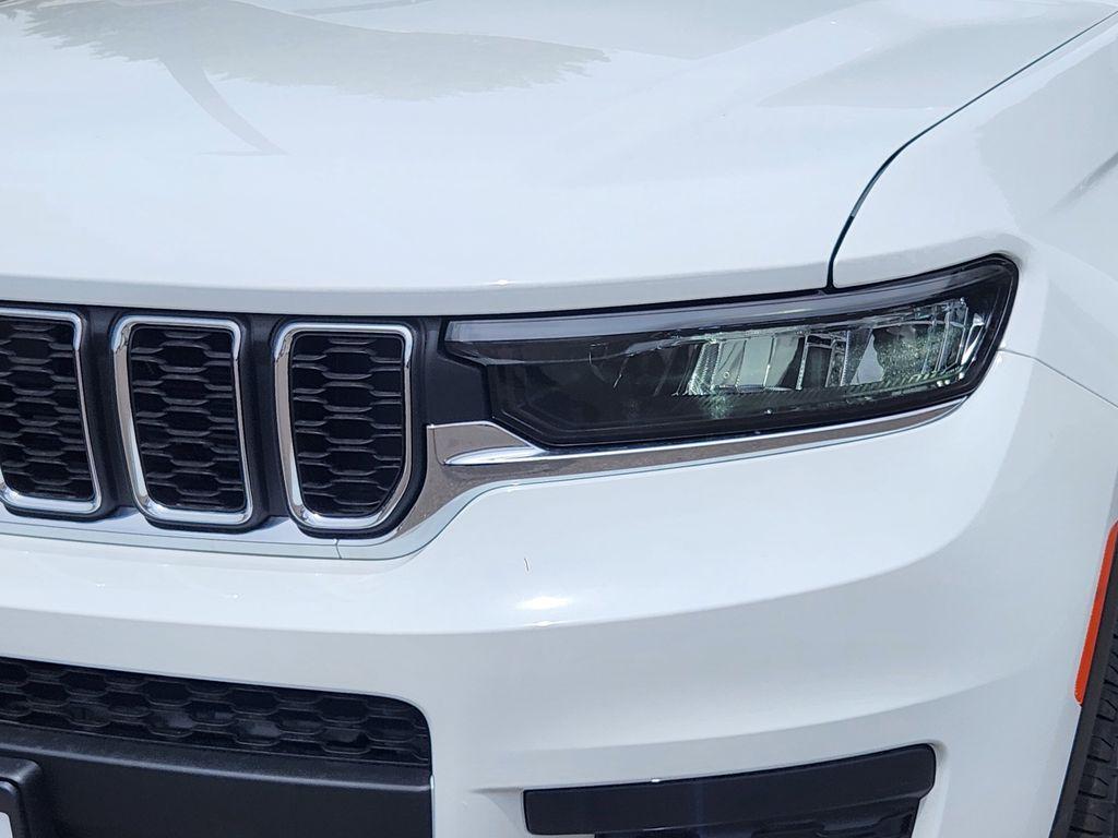 new 2026 Jeep Grand Cherokee L car, priced at $44,704