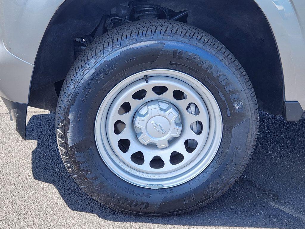 used 2024 Chevrolet Colorado car, priced at $30,963