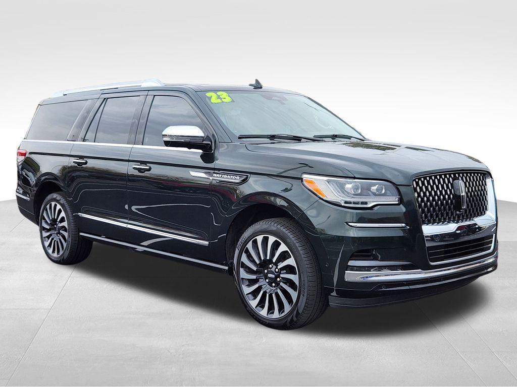 used 2023 Lincoln Navigator car, priced at $70,706