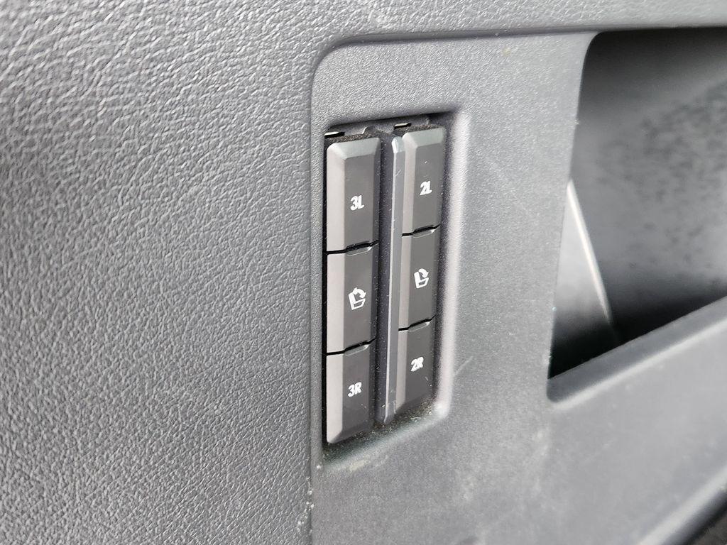 used 2023 Lincoln Navigator car, priced at $70,706