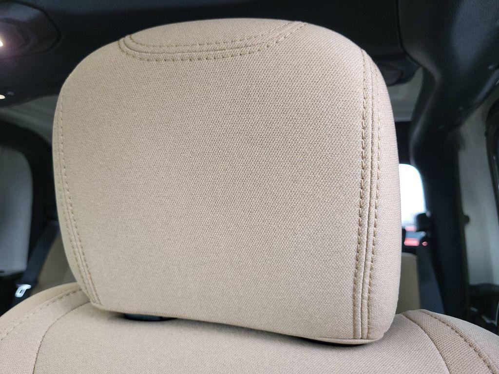 new 2026 Jeep Gladiator car, priced at $52,420