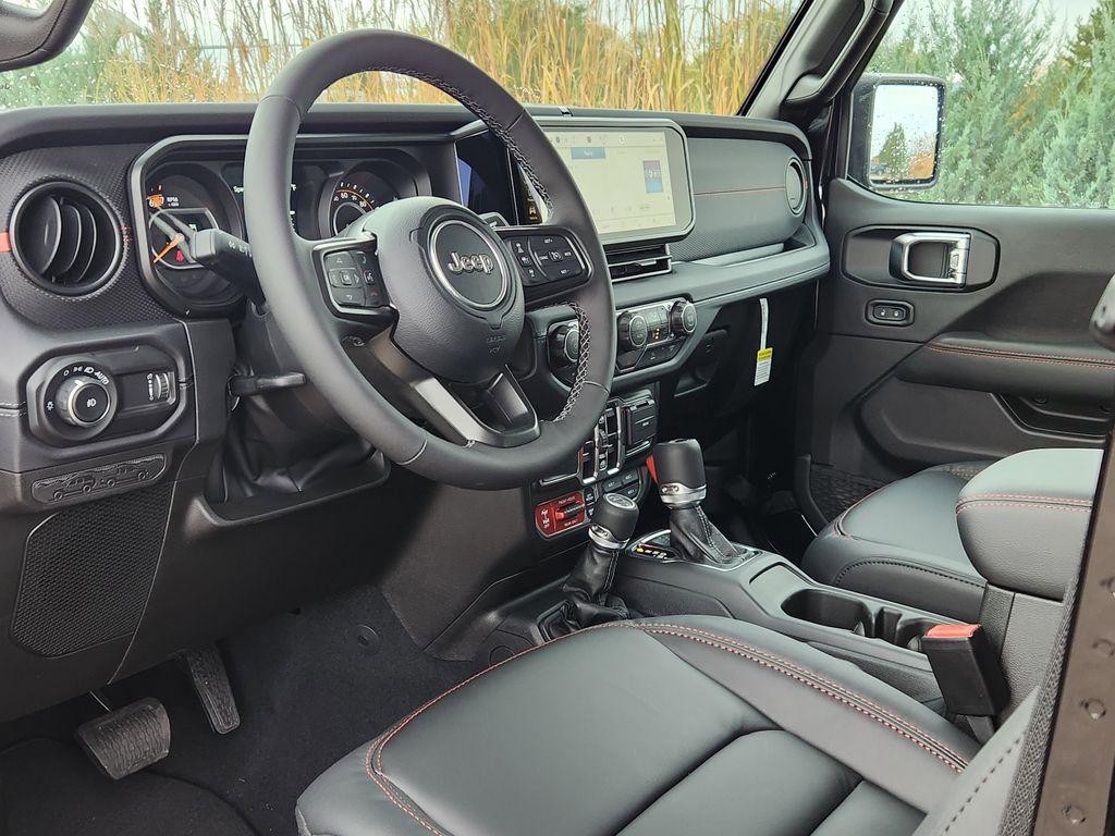 new 2025 Jeep Wrangler car, priced at $50,724