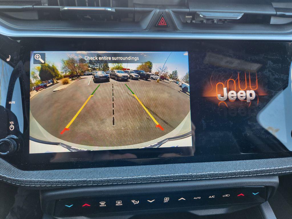 new 2026 Jeep Cherokee car, priced at $38,384