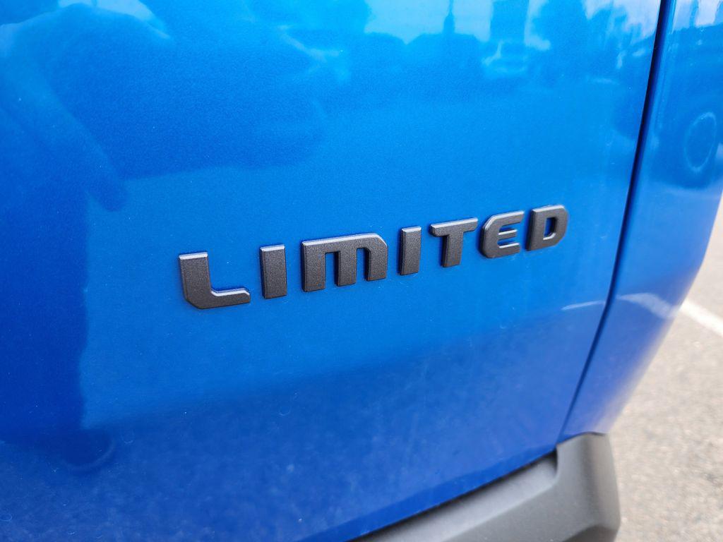 new 2026 Jeep Cherokee car, priced at $39,789