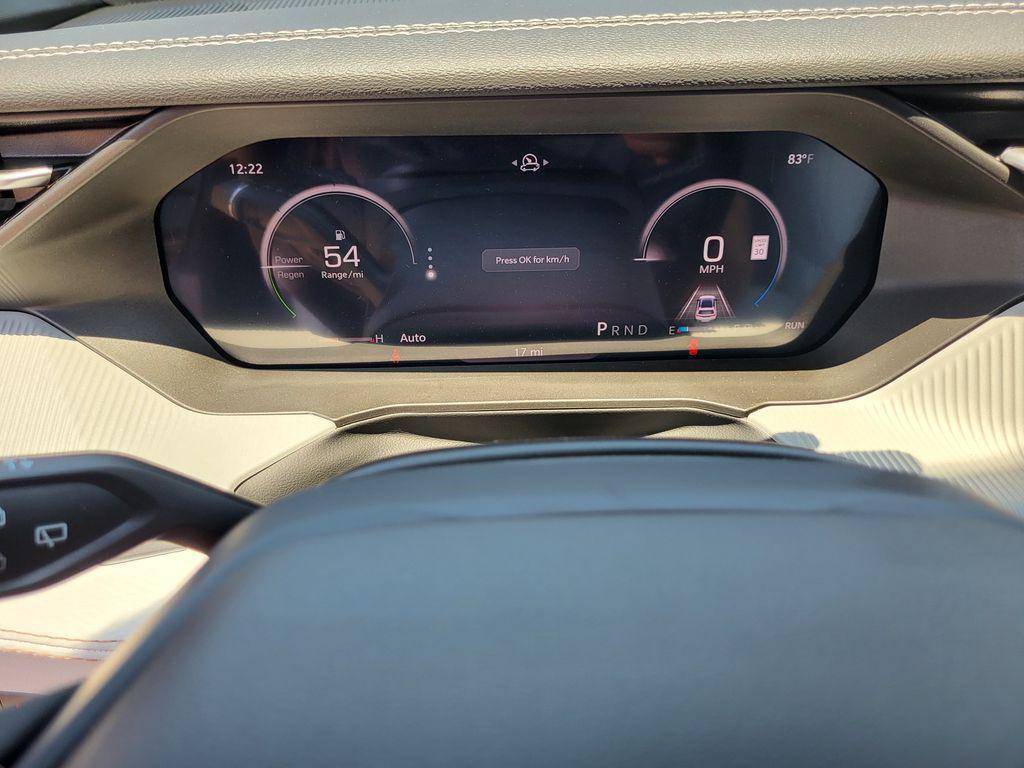 new 2026 Jeep Cherokee car, priced at $37,510