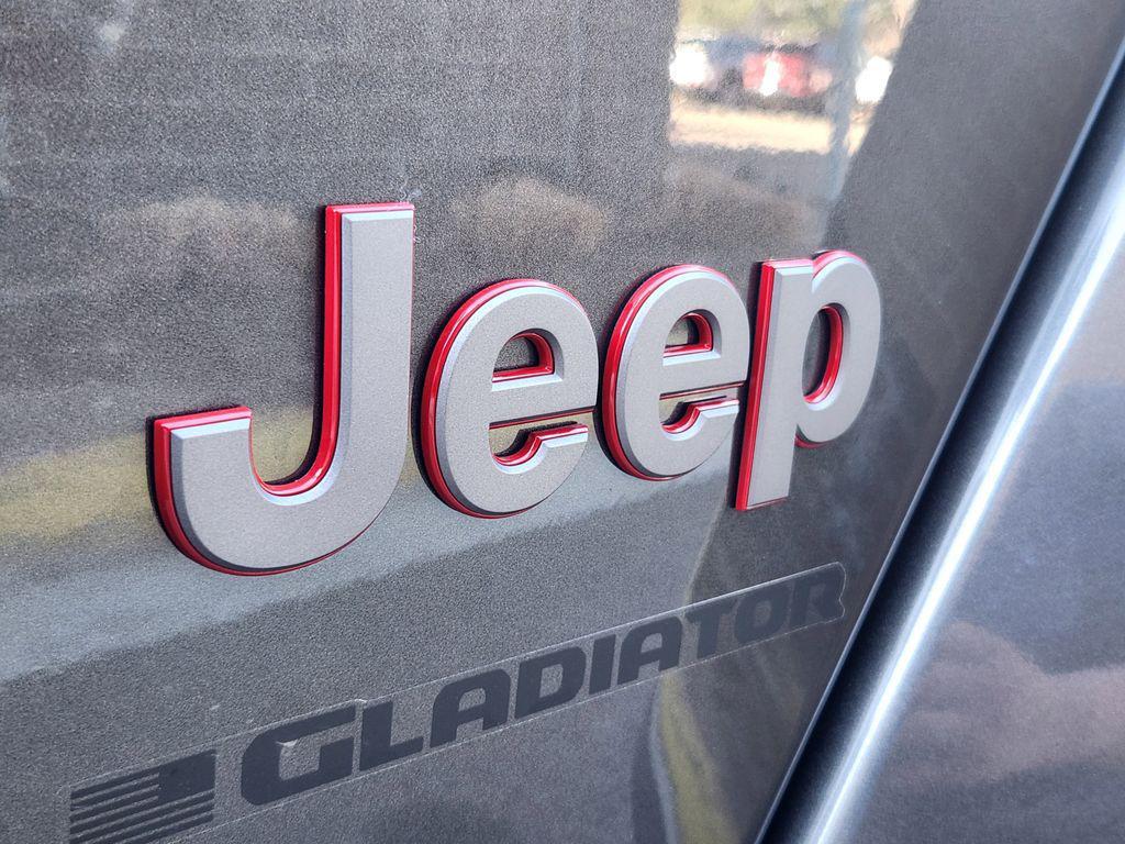 new 2026 Jeep Gladiator car, priced at $55,694