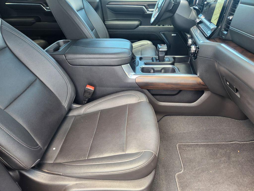 used 2023 GMC Sierra 1500 car, priced at $47,465