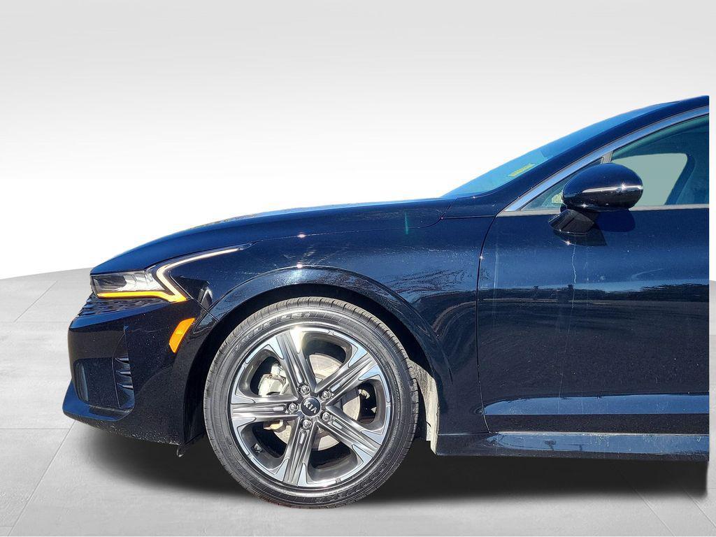 used 2021 Kia K5 car, priced at $19,295