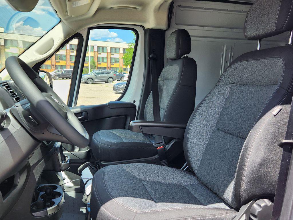 new 2025 Ram ProMaster 2500 car, priced at $44,630