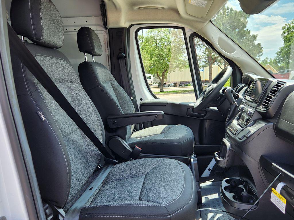 new 2025 Ram ProMaster 2500 car, priced at $44,630