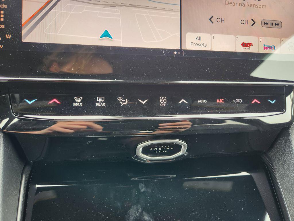 new 2026 Jeep Grand Cherokee car, priced at $45,445
