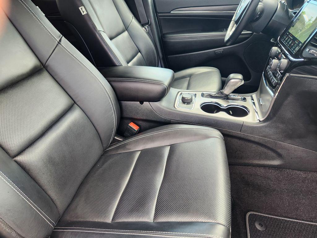 used 2021 Jeep Grand Cherokee car, priced at $31,724