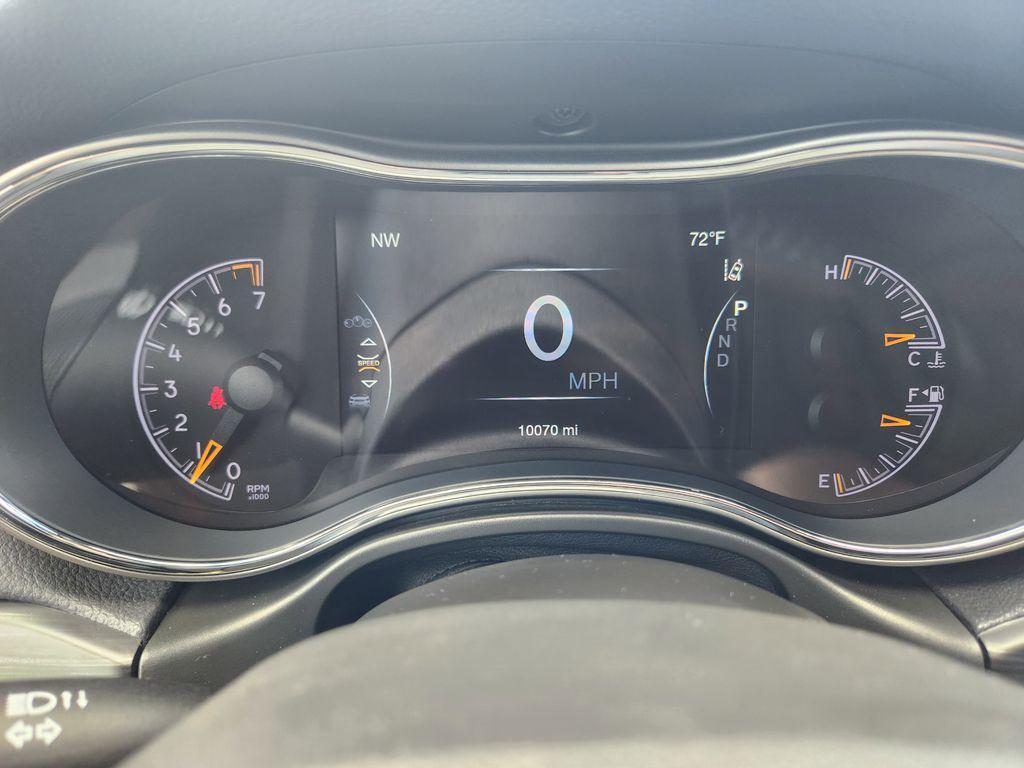 used 2021 Jeep Grand Cherokee car, priced at $31,724